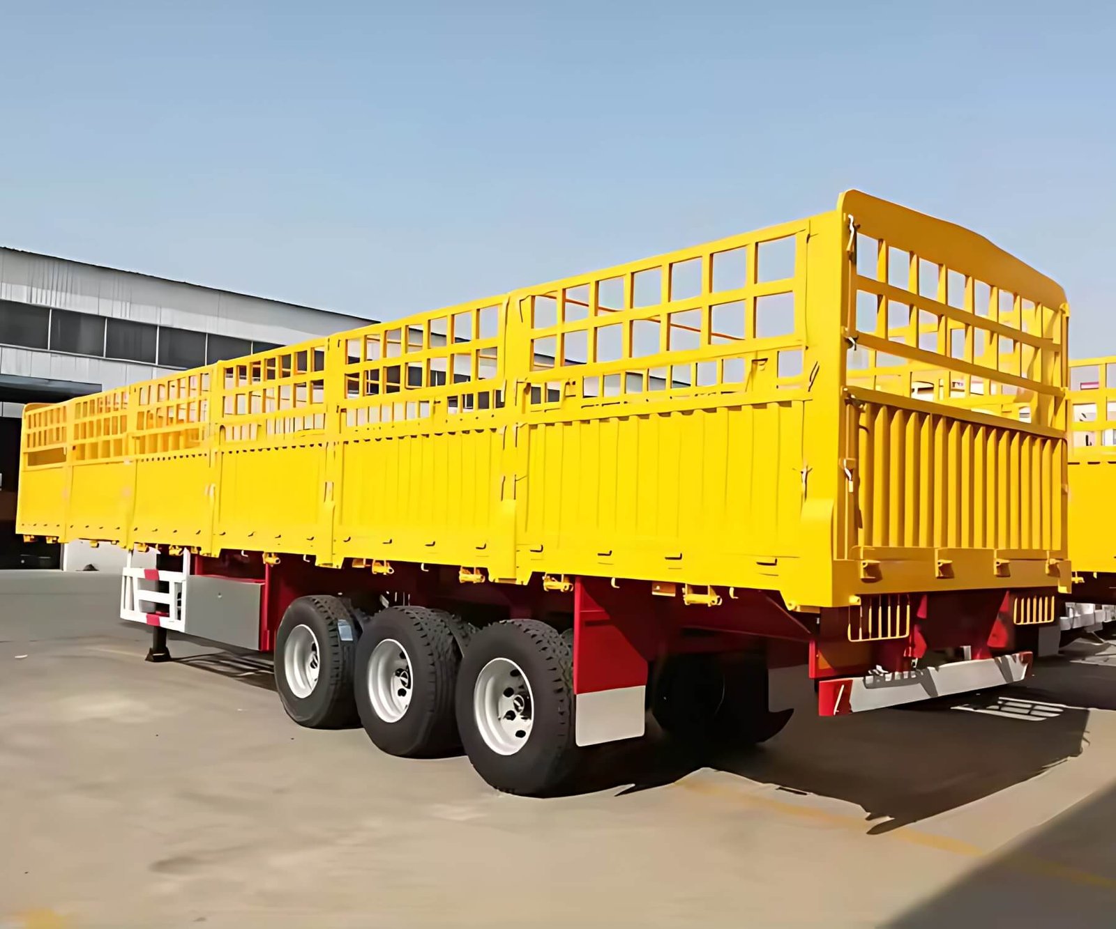 Heavy-Duty 50 Ton Cargo Fence Trailer for Sale - Image 3