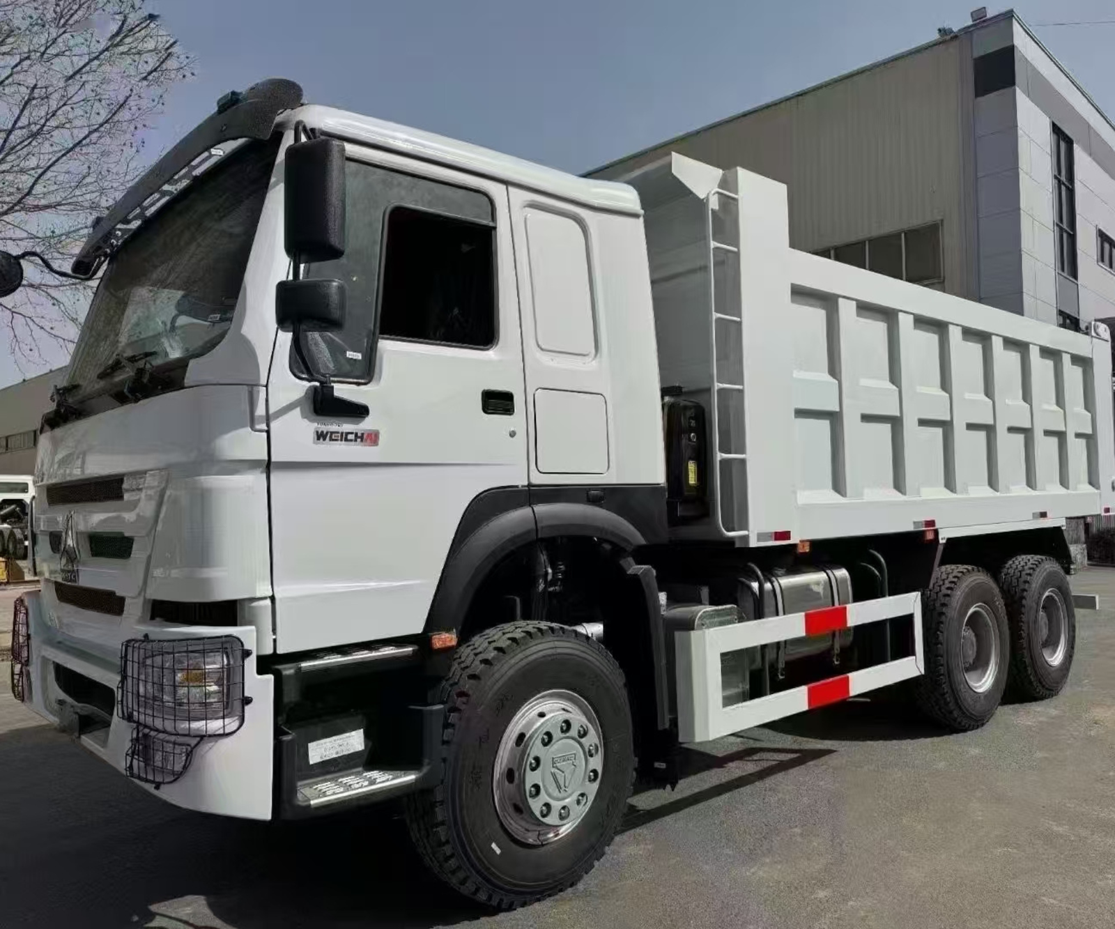 6×4 Heavy-Duty Tipper Truck for Mining and Construction - Image 2