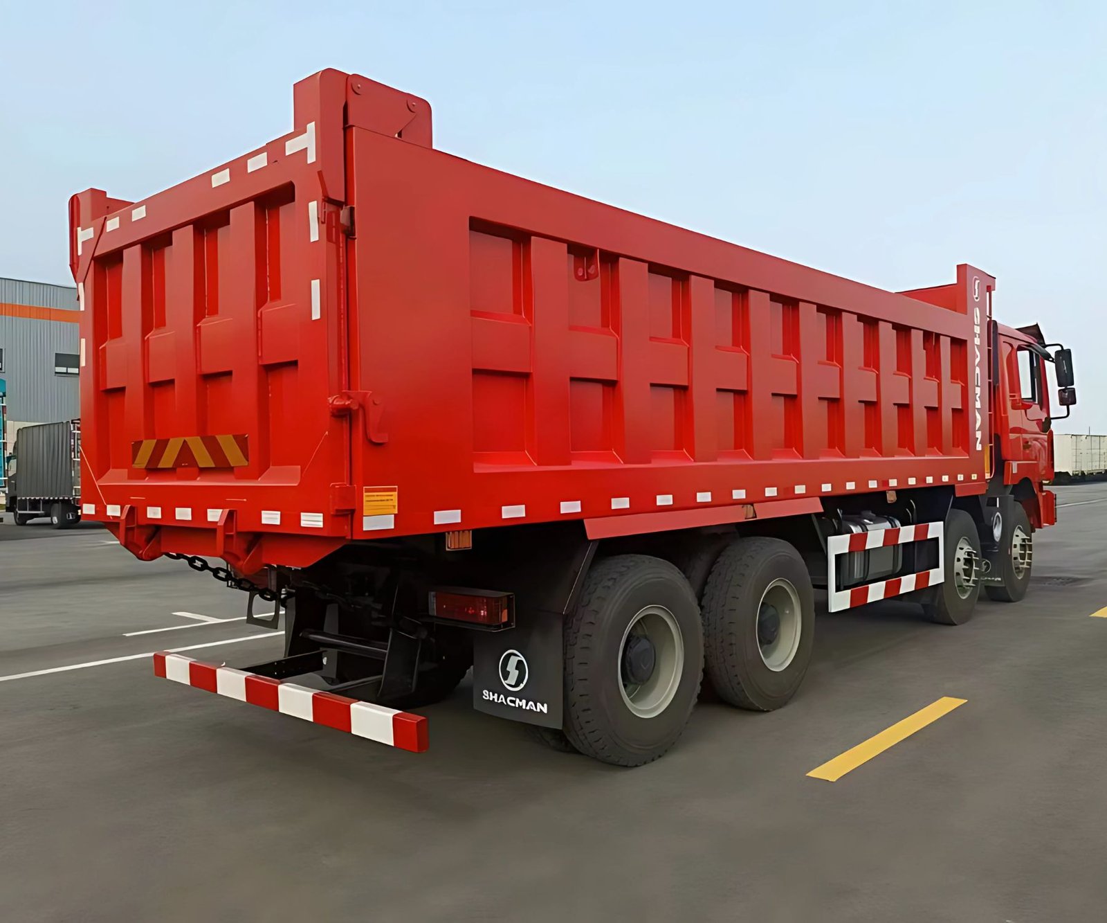 China Heavy Duty Shacman F3000 6×4 End Dump Truck - Image 2